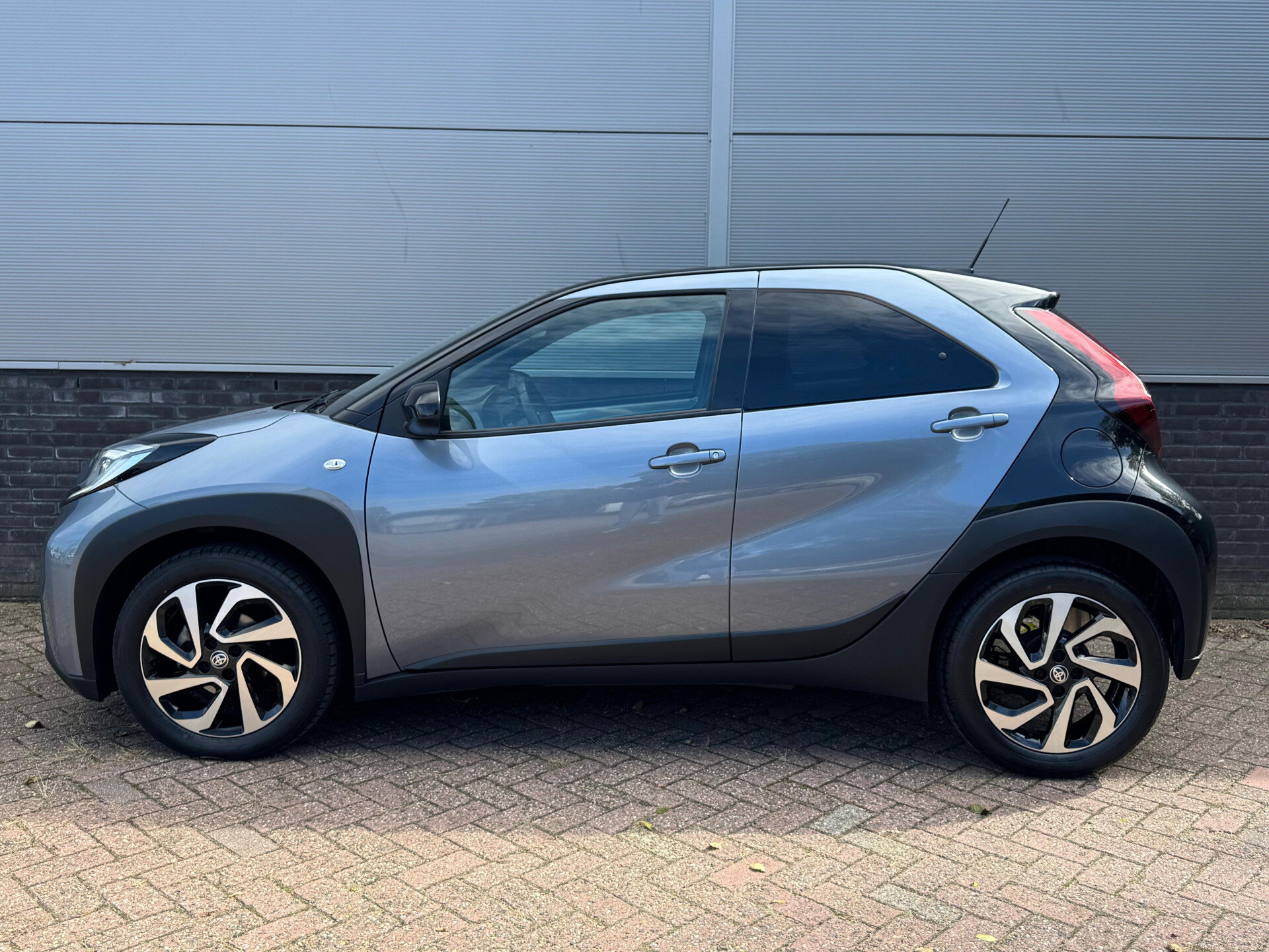 Toyota Aygo X 1.0 VVT-i MT Pulse - Afbeelding 2