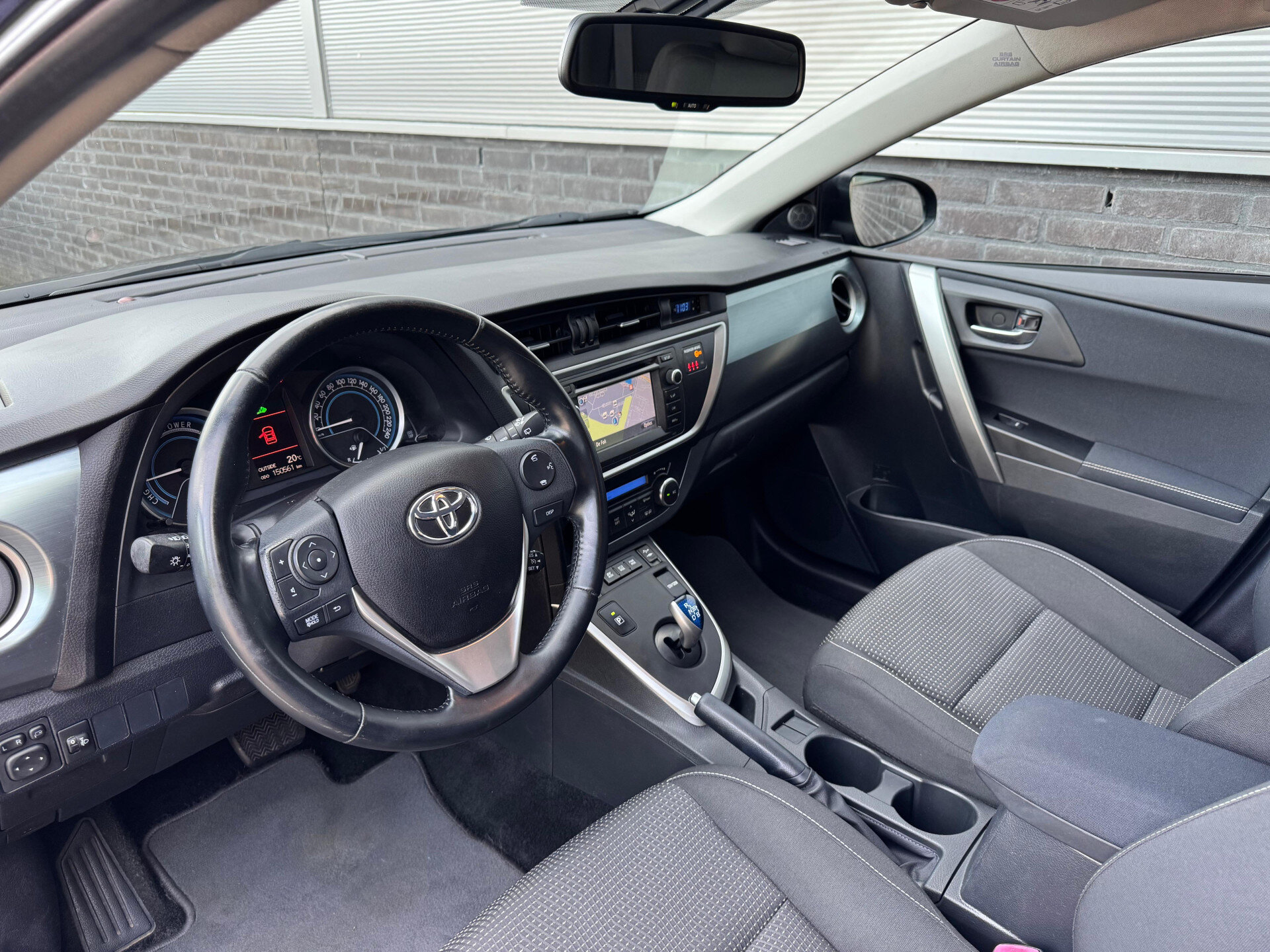 Toyota Auris 1.8 Hybrid Dynamic met Afneembare Trekhaak - Afbeelding 5