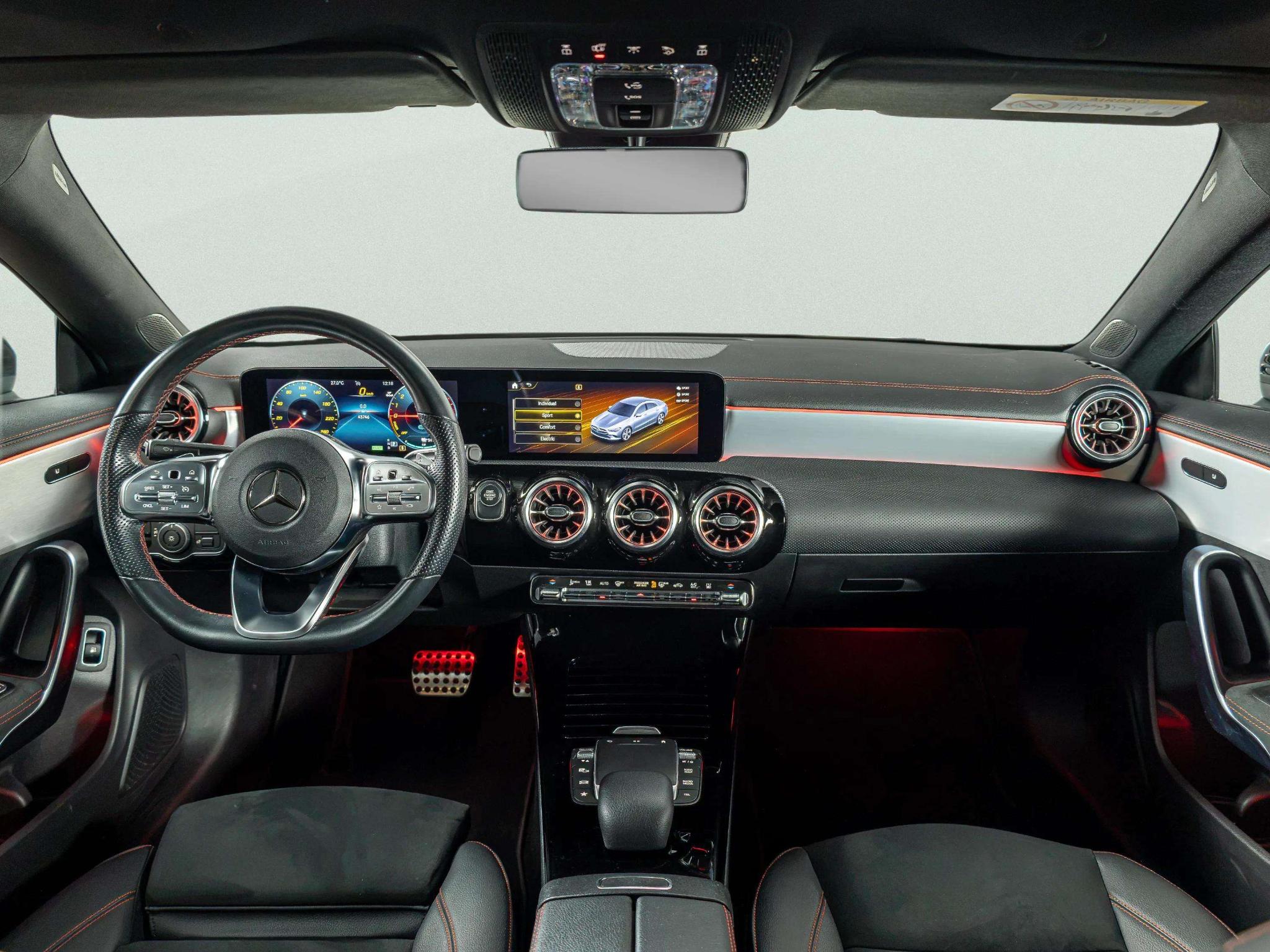 Mercedes-Benz CLA Coupé 250 e AMG Line - Afbeelding 3