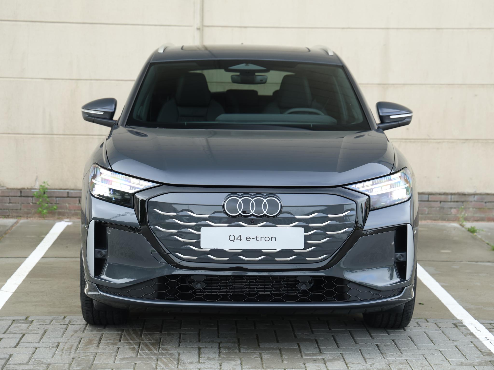Audi Q4 e-tron S edition 82 kWh 286 PK SUV - Afbeelding 4