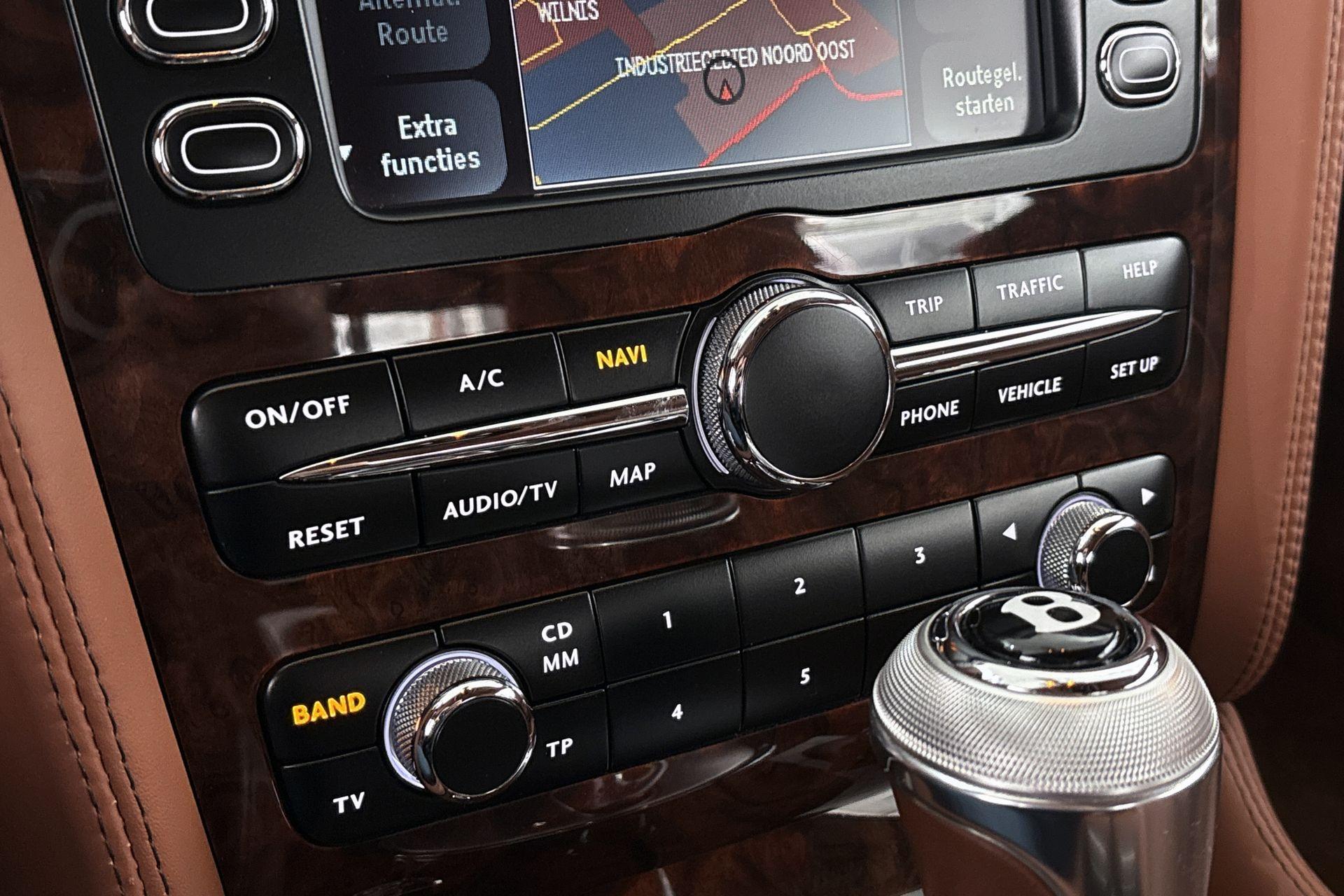 Bentley Continental GT (14)