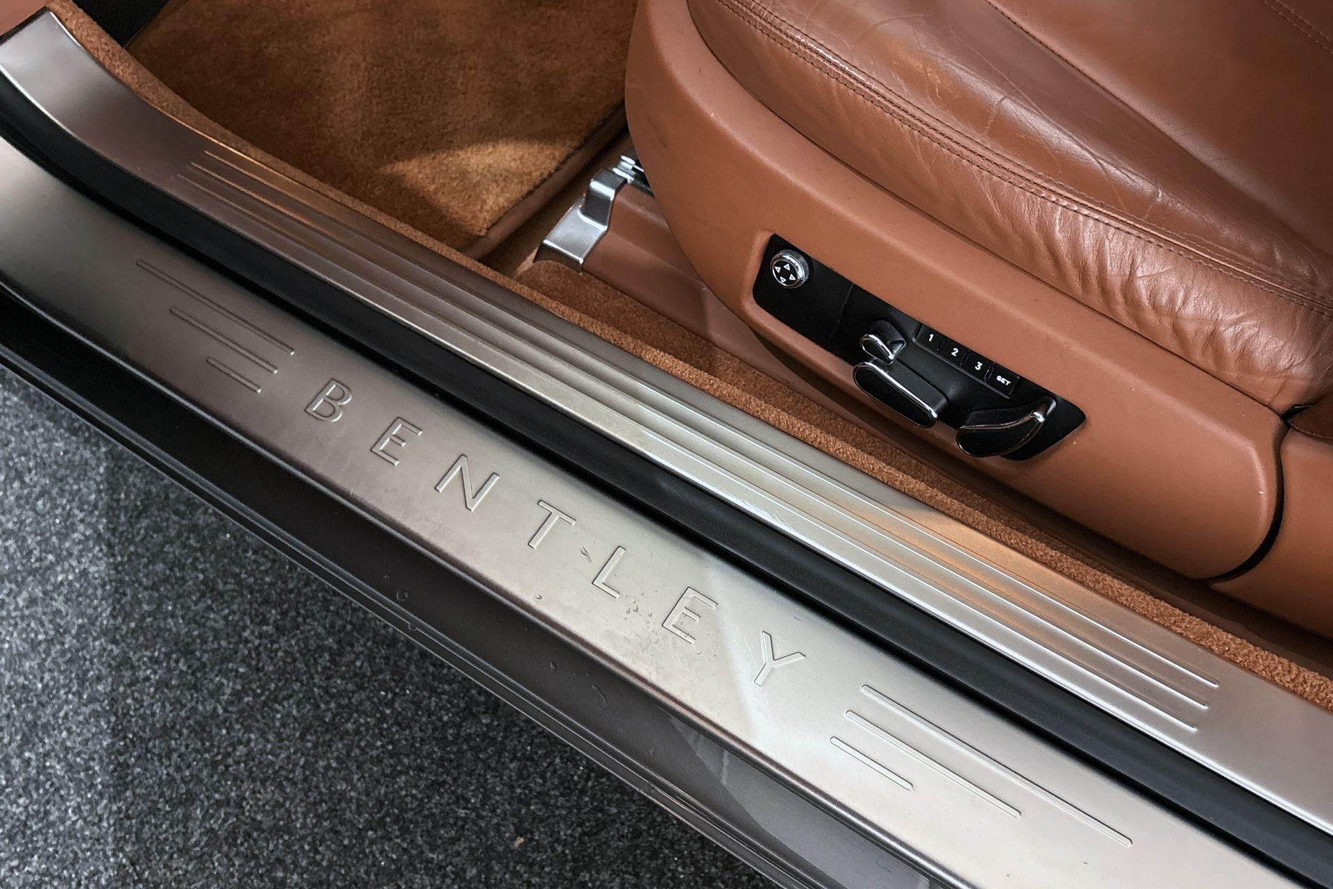 Bentley Continental GT (27)