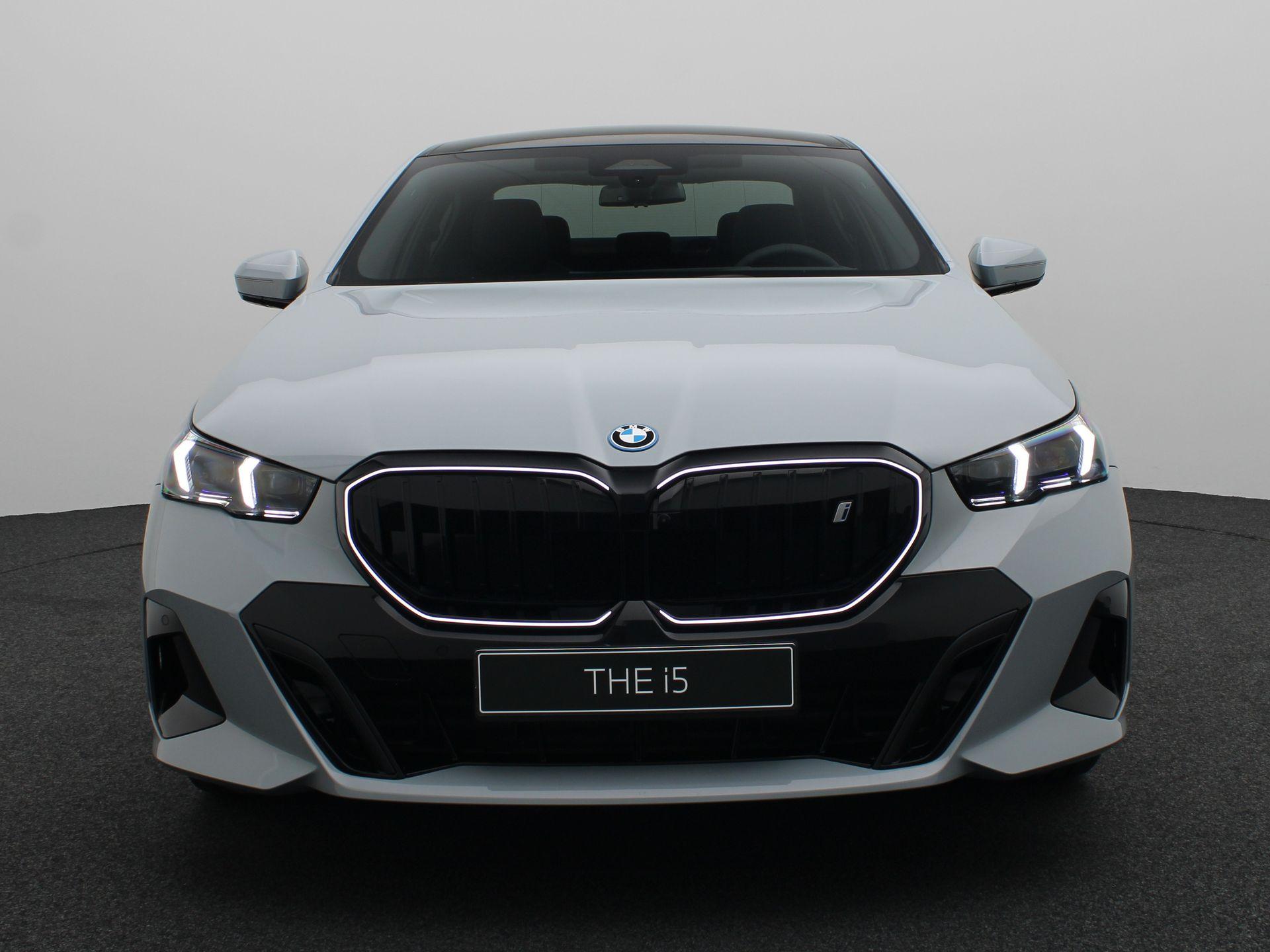 BMW i5 eDrive40 - Afbeelding 3
