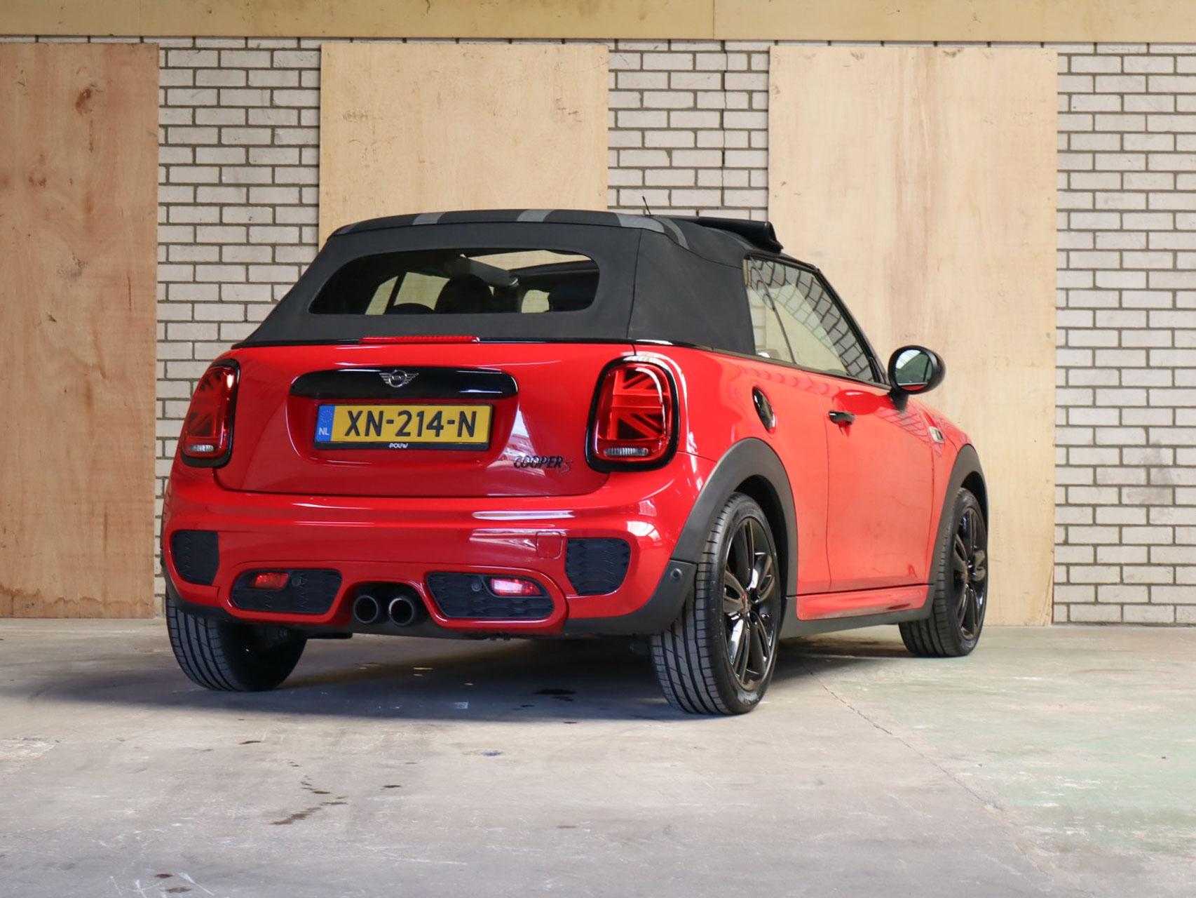 MINI Cabrio 2.0 Cooper S 192pk AUT - Afbeelding 2