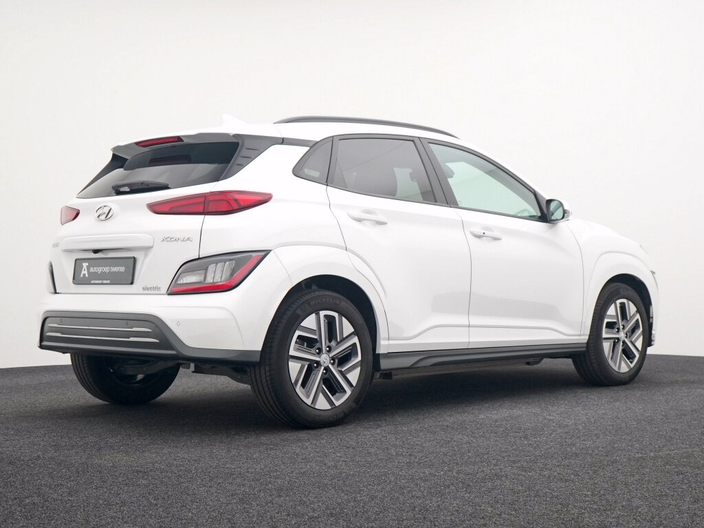 Hyundai Kona EV Comfort Smart 39kWh | LED | Stoelverwarming | Adaptief - Afbeelding 2
