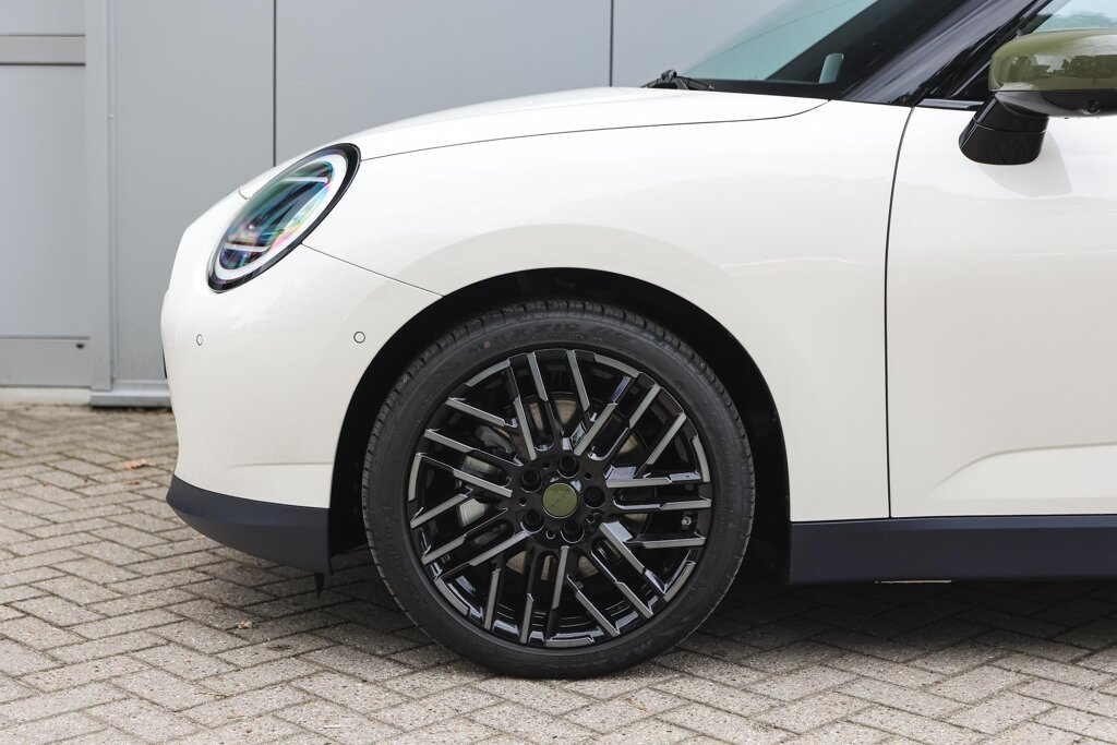 MINI 3-Deurs 4