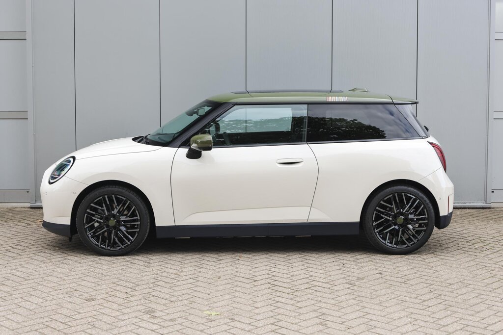 MINI 3-Deurs 7