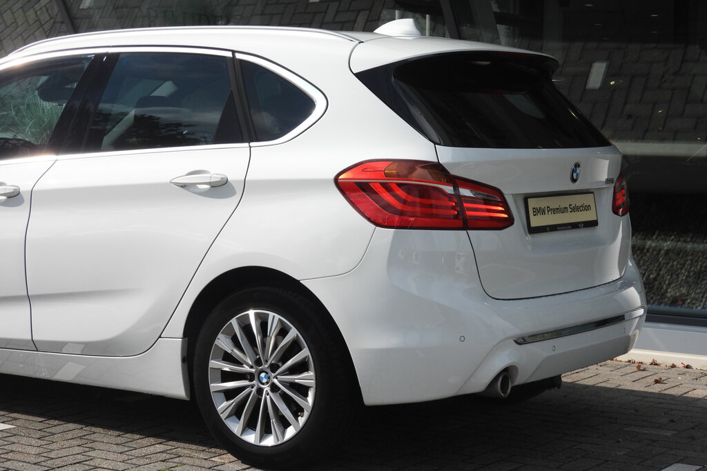 BMW 2 Serie 11