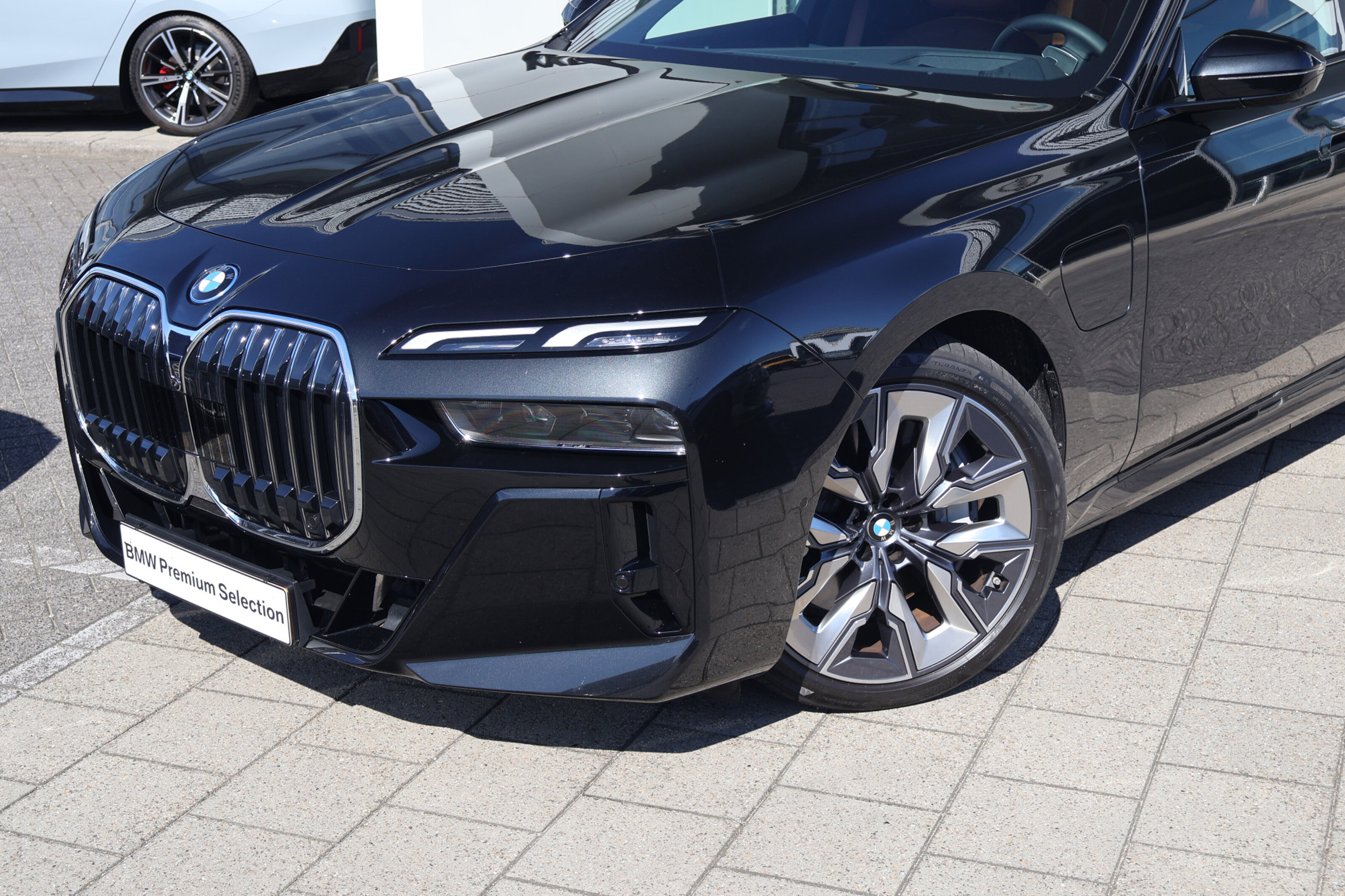 BMW 7 Serie 750e xDrive M Sport Automaat