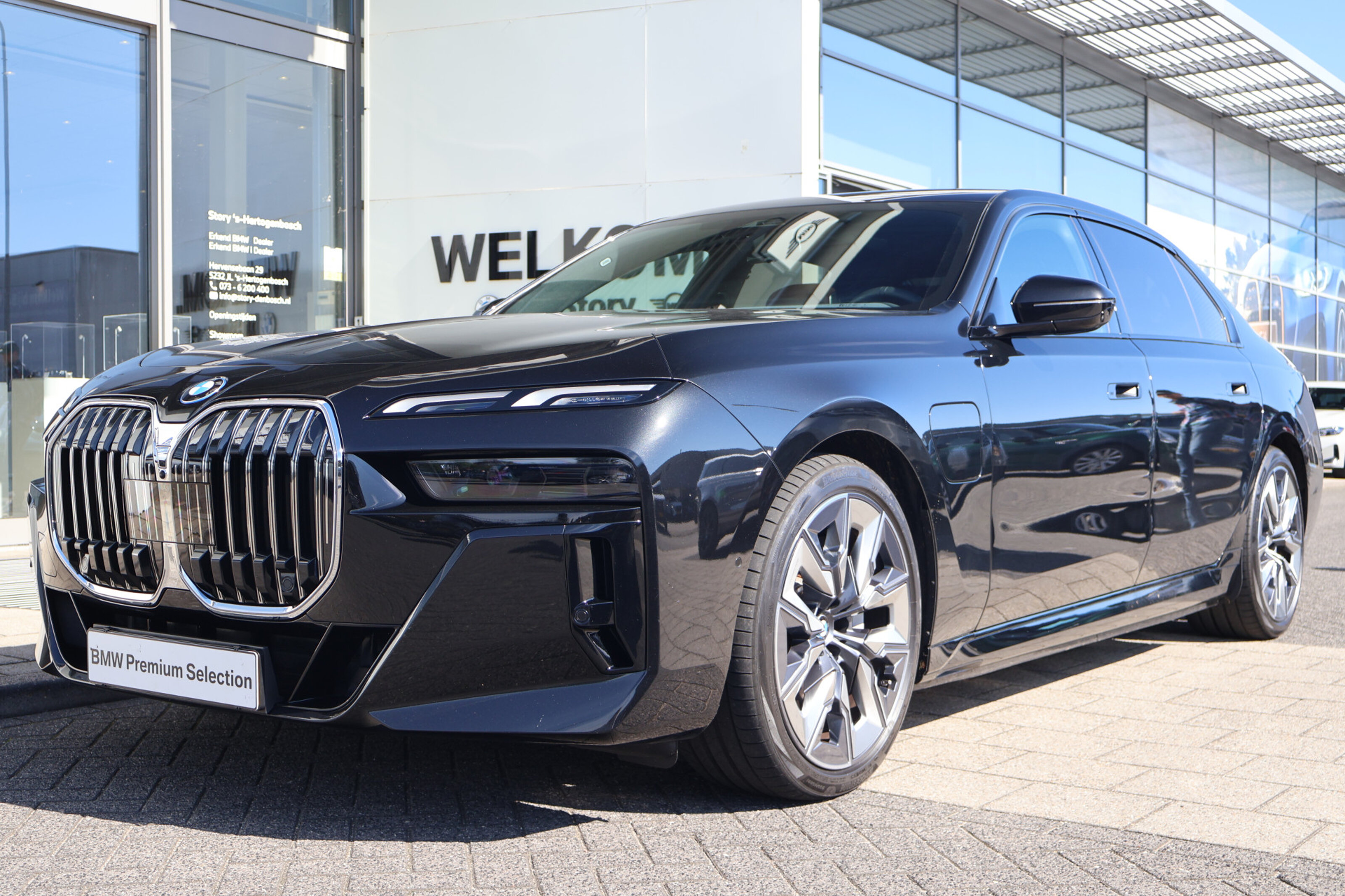 BMW 7 Serie 750e xDrive M Sport Automaat