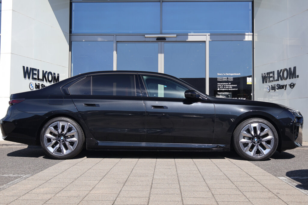 BMW 7 Serie 8