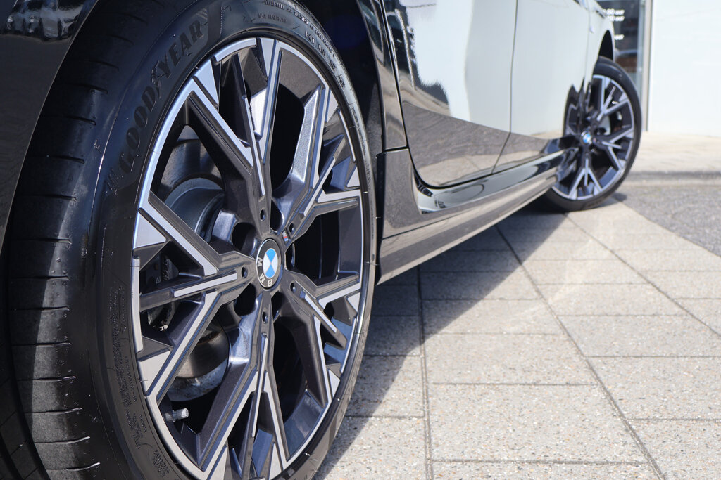 BMW 2 Serie 12