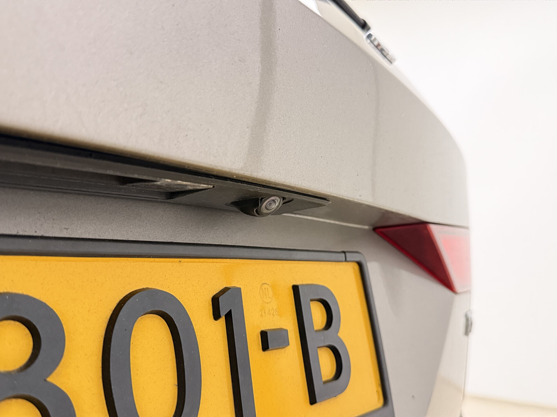 Volvo V60 T5 Momentum - Afbeelding 2