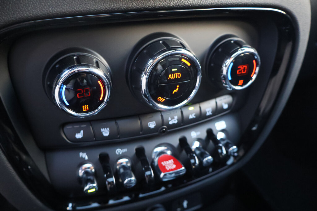 MINI Clubman 15