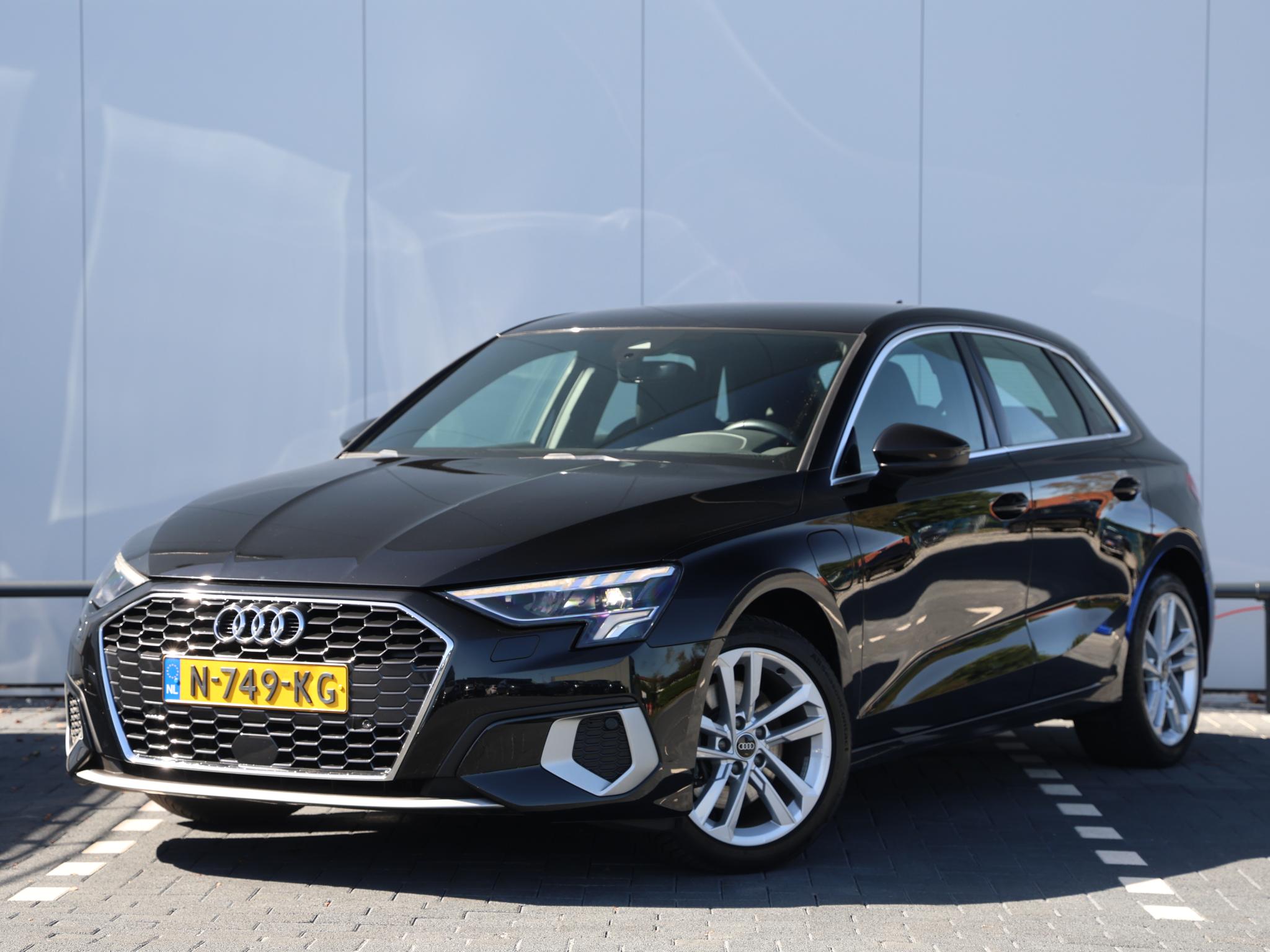 Audi A3 Sportback 40 TFSI e Business edition