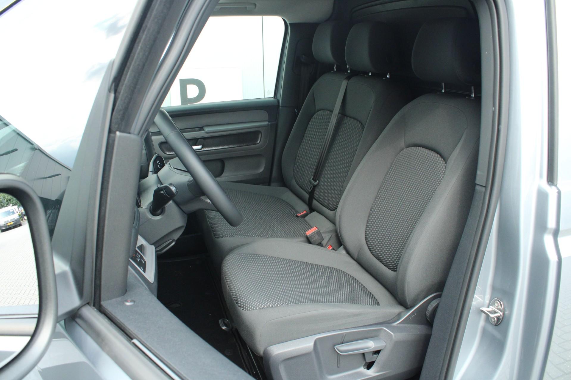 Volkswagen ID. Buzz Cargo 286pk 79 kWh - Afbeelding 5