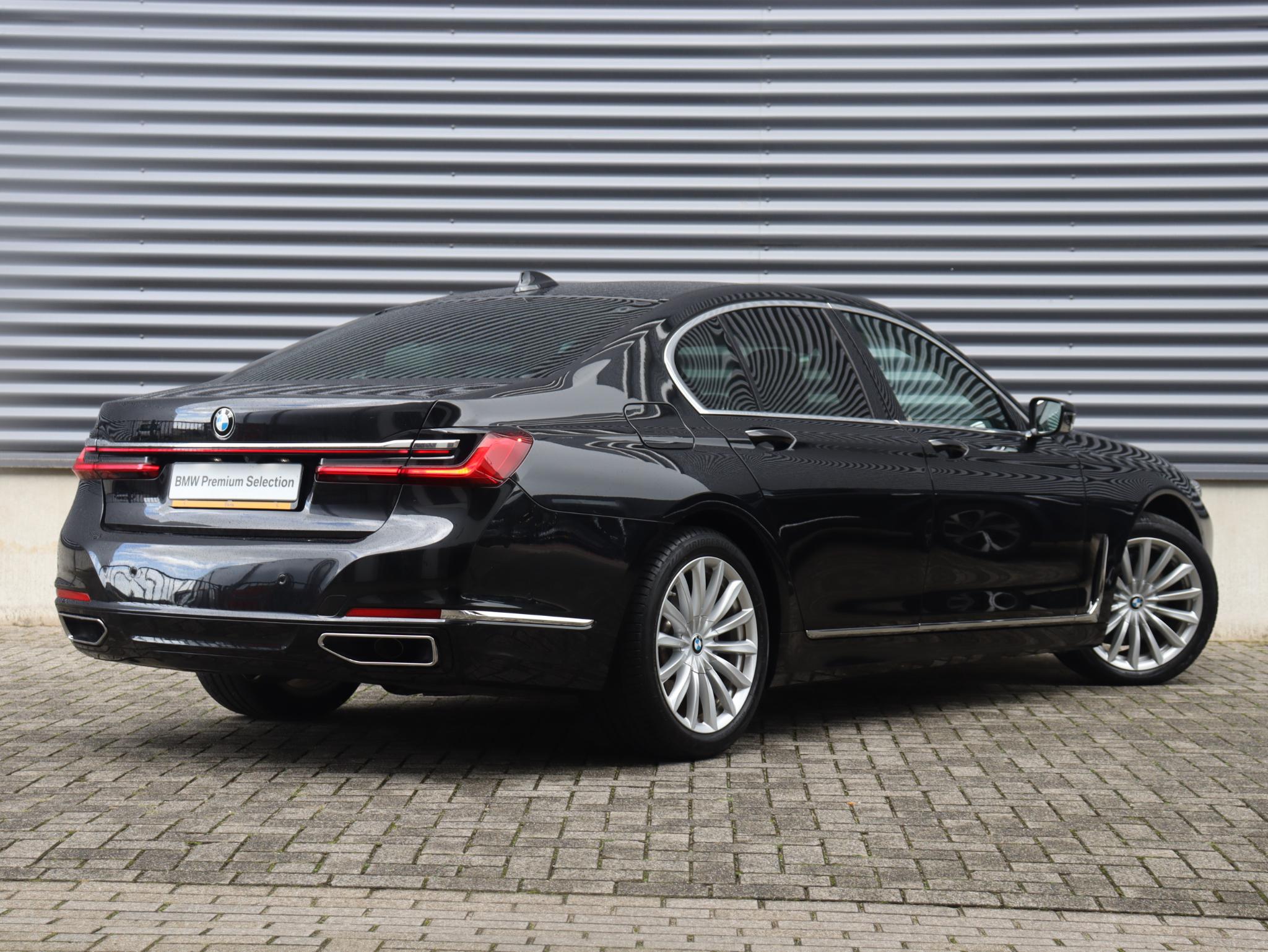 BMW 7 Serie Sedan 745e - Afbeelding 2
