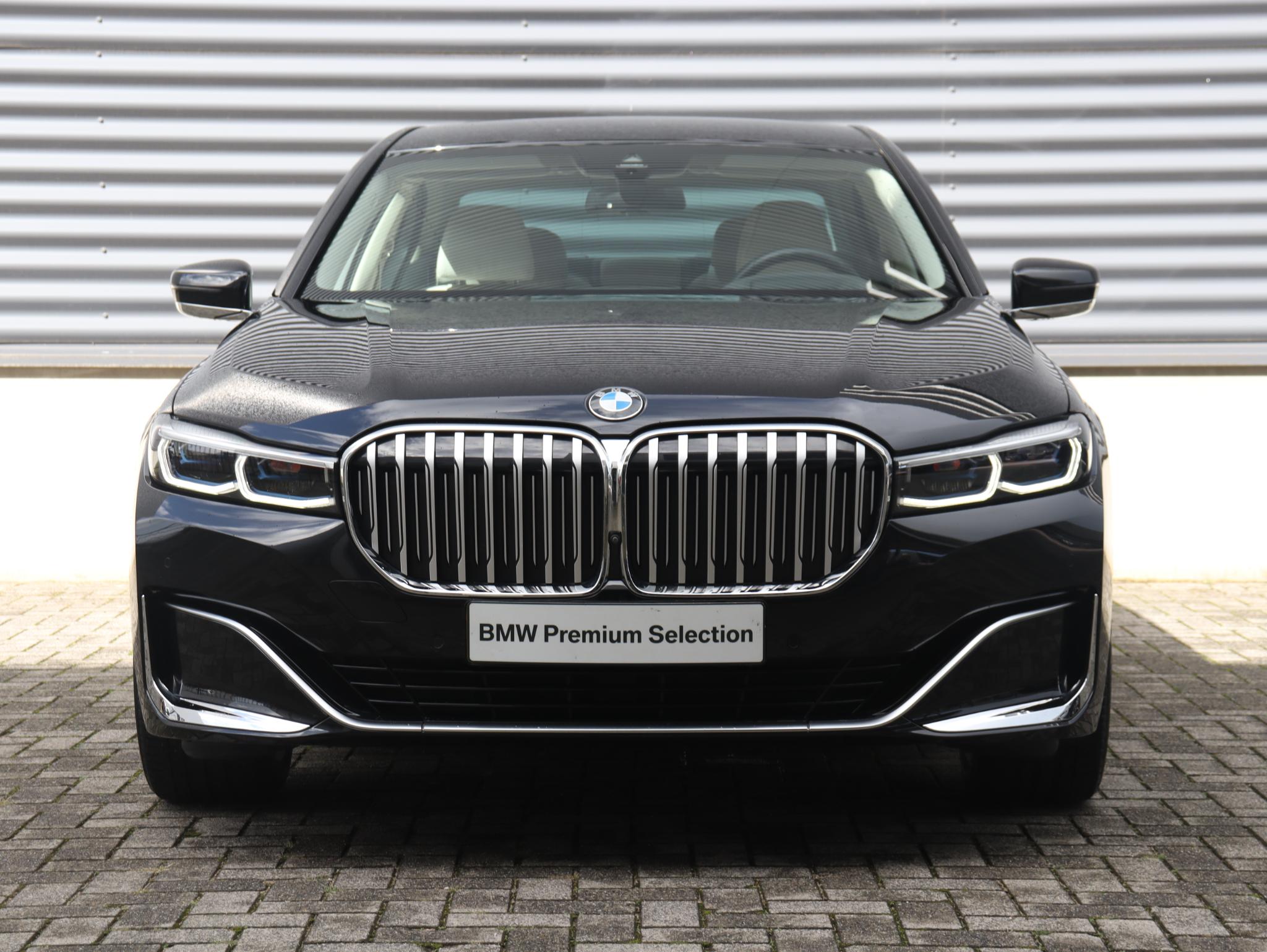 BMW 7 Serie Sedan 745e - Afbeelding 3