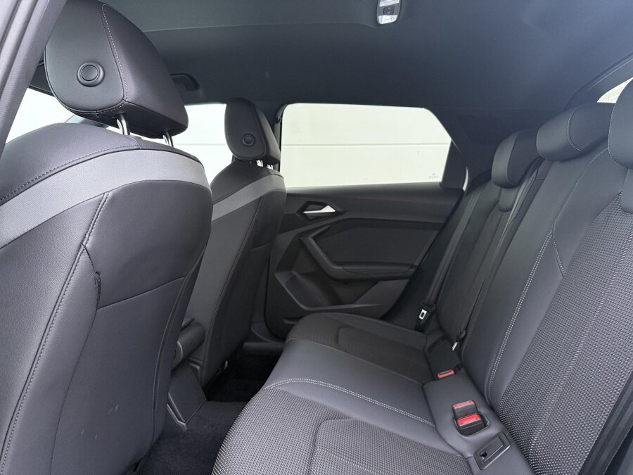 Audi A1 Sportback 25 TFSI S-line