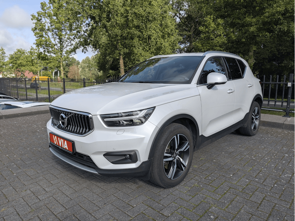 Volvo XC40 Inscription T4 | 190PK | LED | Trekhaak | Camera | Leer | Navi | Stoelverw. | 18" R-Design Diamond | ECC | ACC - Afbeelding 1