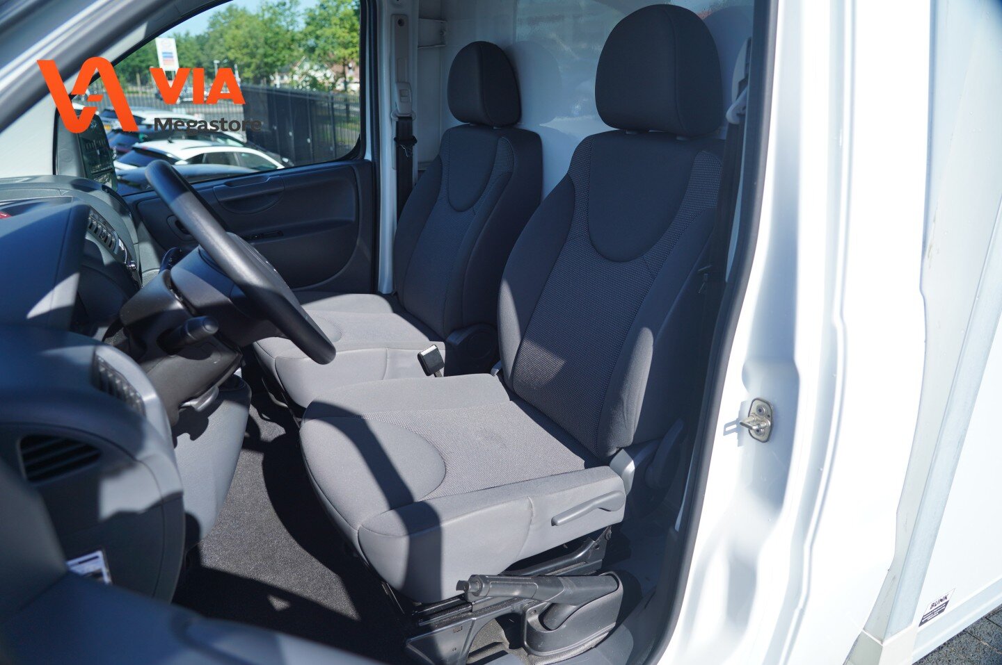 Citroën Jumpy 2.0 HDI L2H2 | UNIEK! | Koffer | unieke kmstand | top onderhouden. - Afbeelding 4
