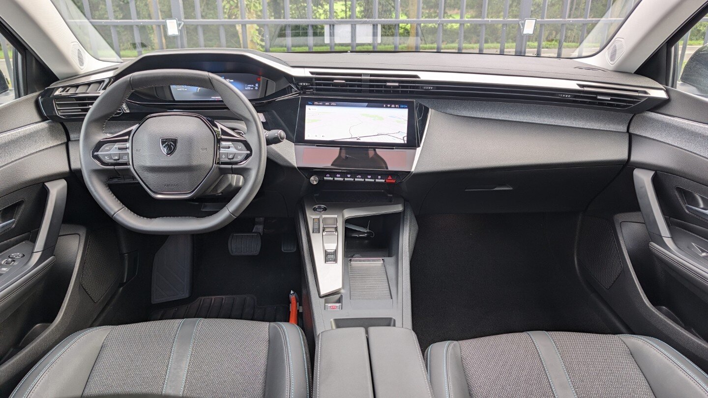 Peugeot 408 1.2 Hybrid 145 e-DCS6 Allure | Navi | Camera | PDC | Leer | Climate Control - Afbeelding 2