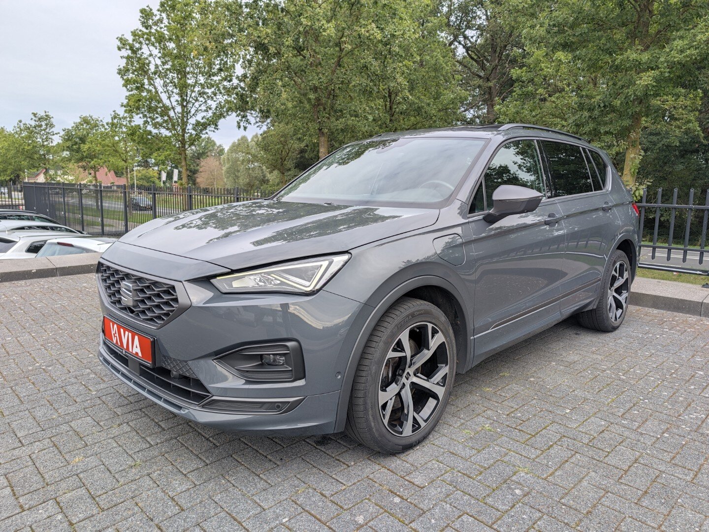 SEAT Tarraco FR e-Hybrid 1.4 245PK | Trekhaak | Pano | Stoelverw. | Climate | ACC | PDC | LED | Camera - Afbeelding 1