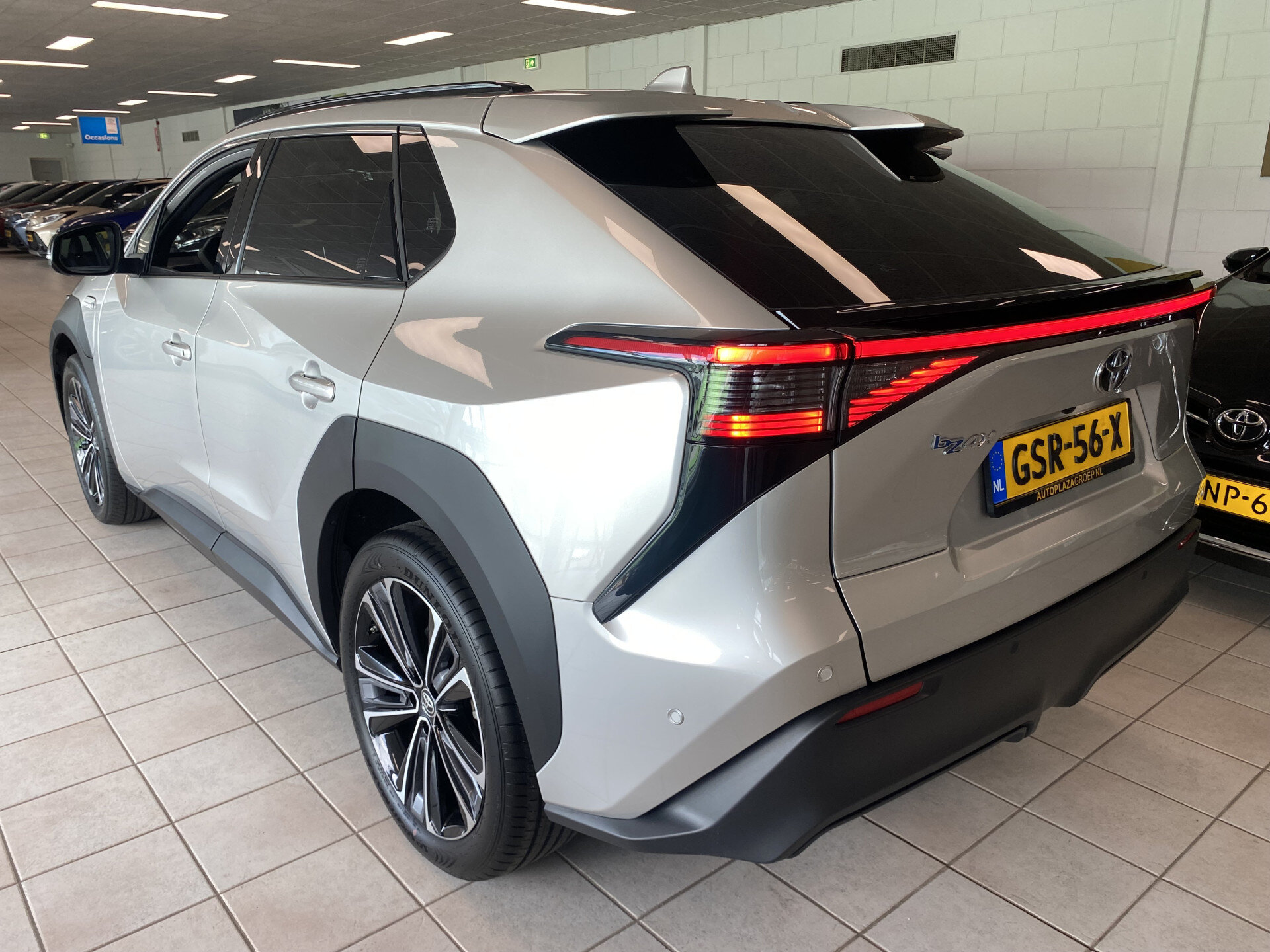 Toyota bZ4X Premium 71 kWh - Afbeelding 3
