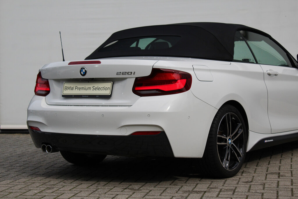 BMW 2 Serie 12