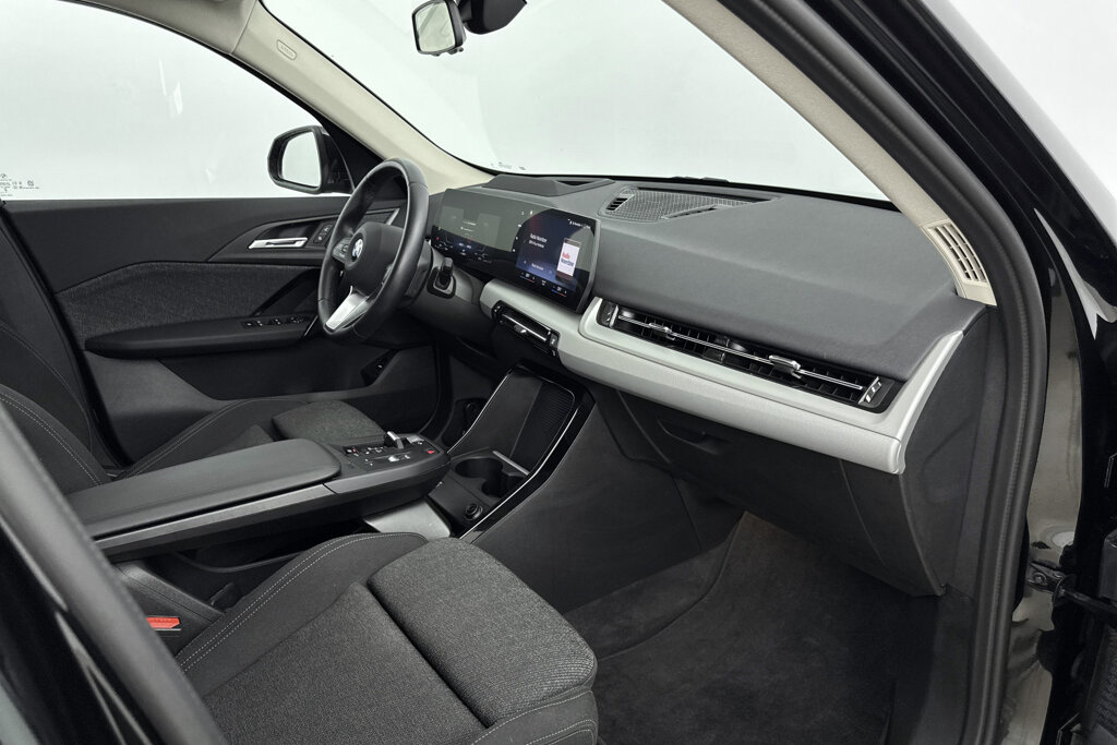 BMW X1 16