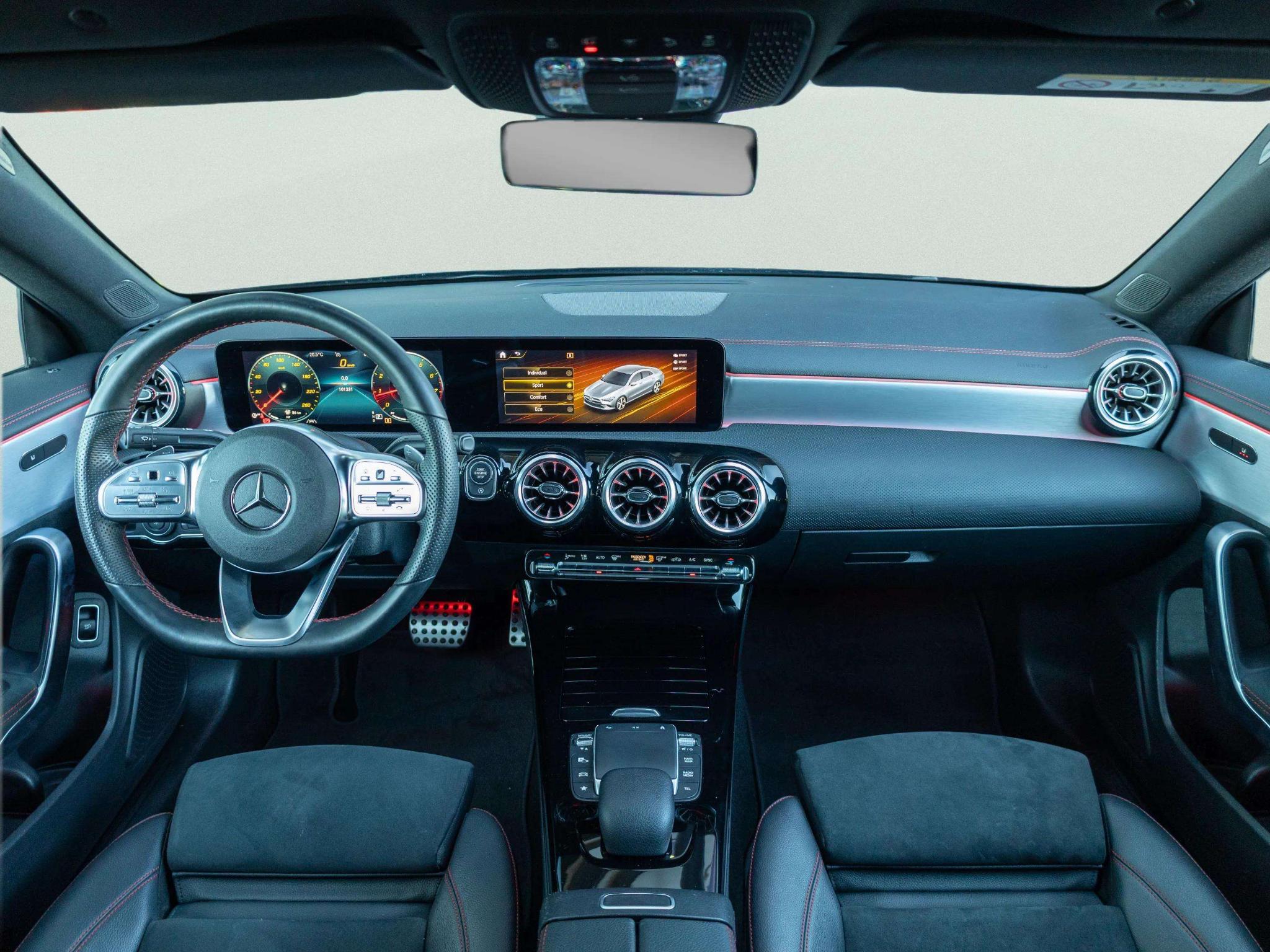 Mercedes-Benz CLA Coupé 180 Business Solution AMG - Afbeelding 3