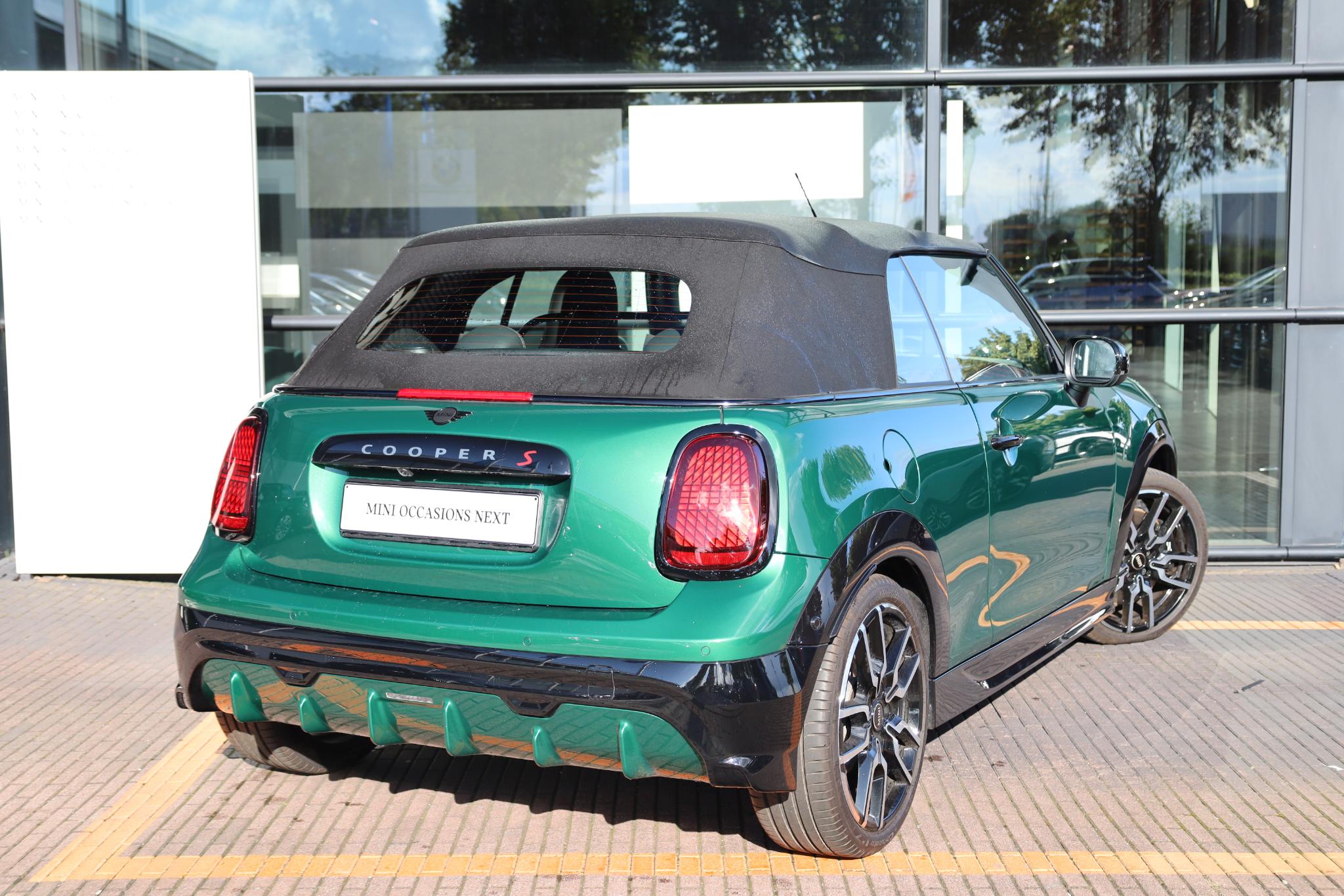 MINI Cabrio Cooper S - Afbeelding 4
