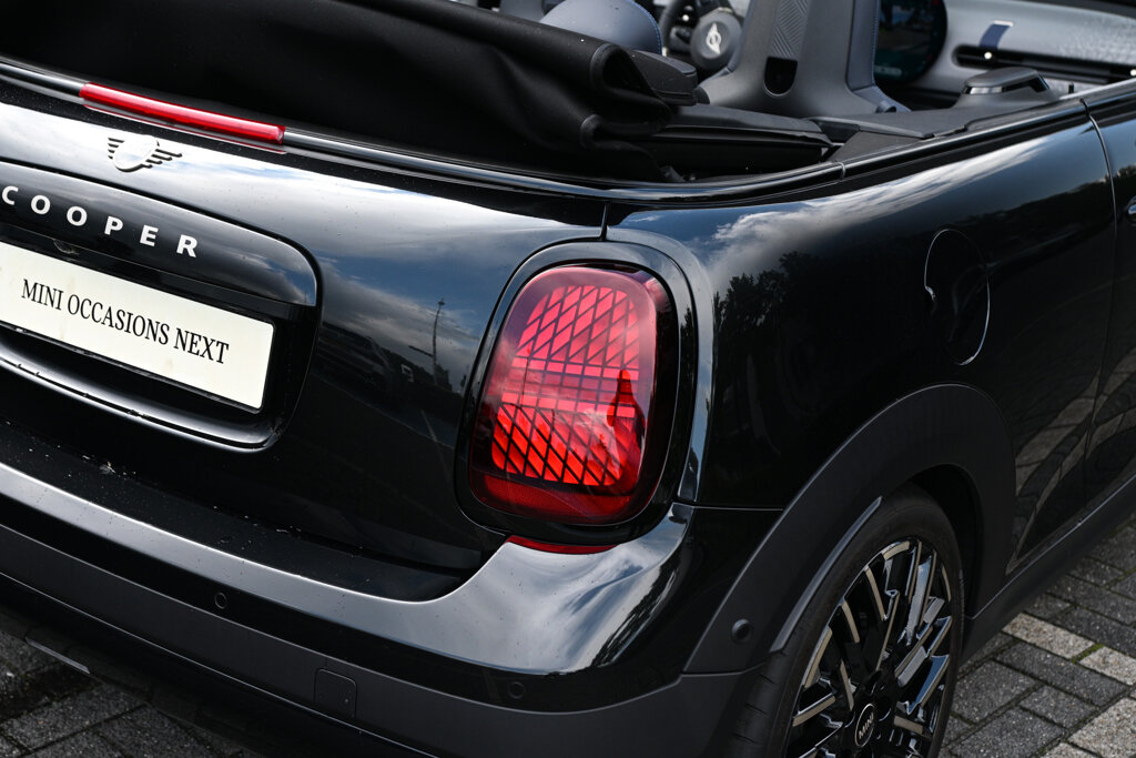 MINI Cooper Cabrio 25