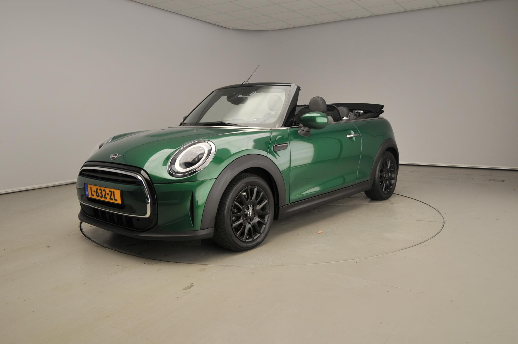 MINI Cabrio