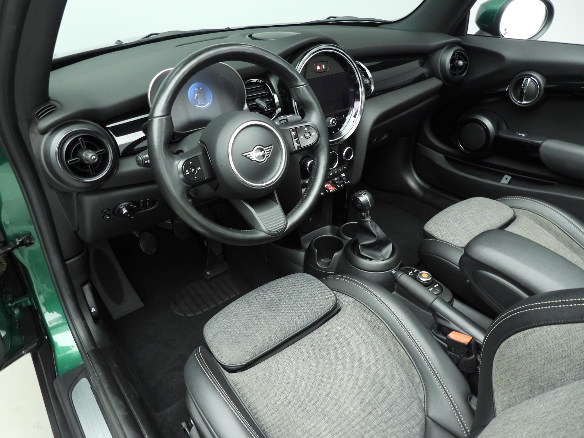 MINI Cabrio