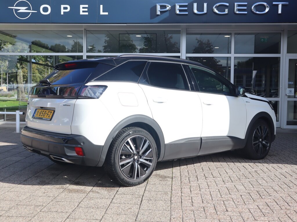 Peugeot 3008 GT Plug-in HYbrid 225PK e-EAT8 Automaat, Rijklaarprijs, Panoramisch schuifdak Black Pack Elektr. verstelbare bestuurdersstoel - Afbeelding 4