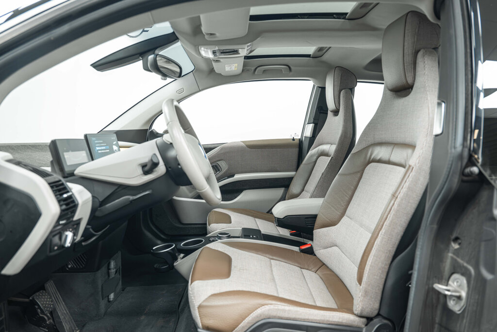 BMW i3 5