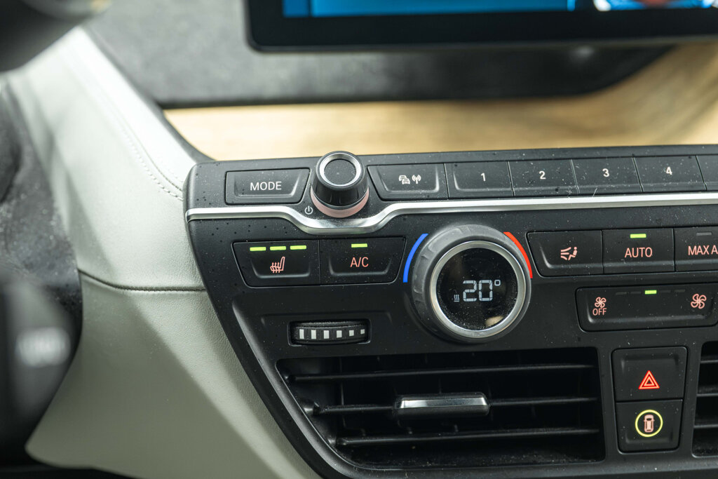 BMW i3 16