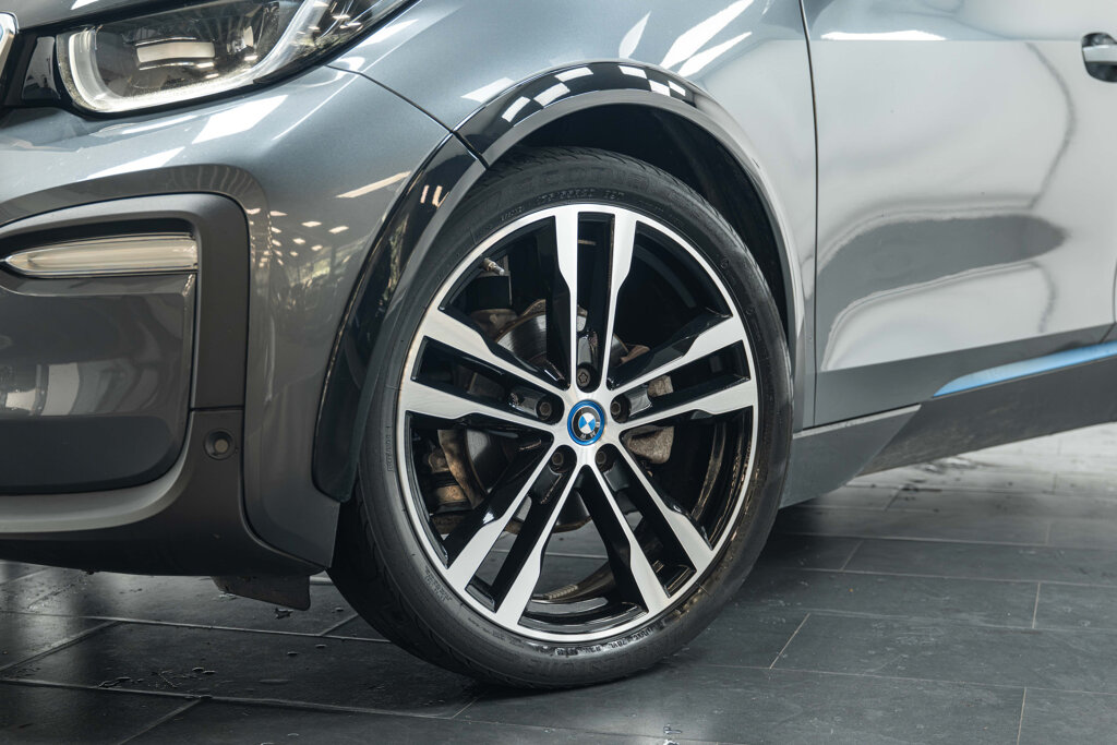 BMW i3 32