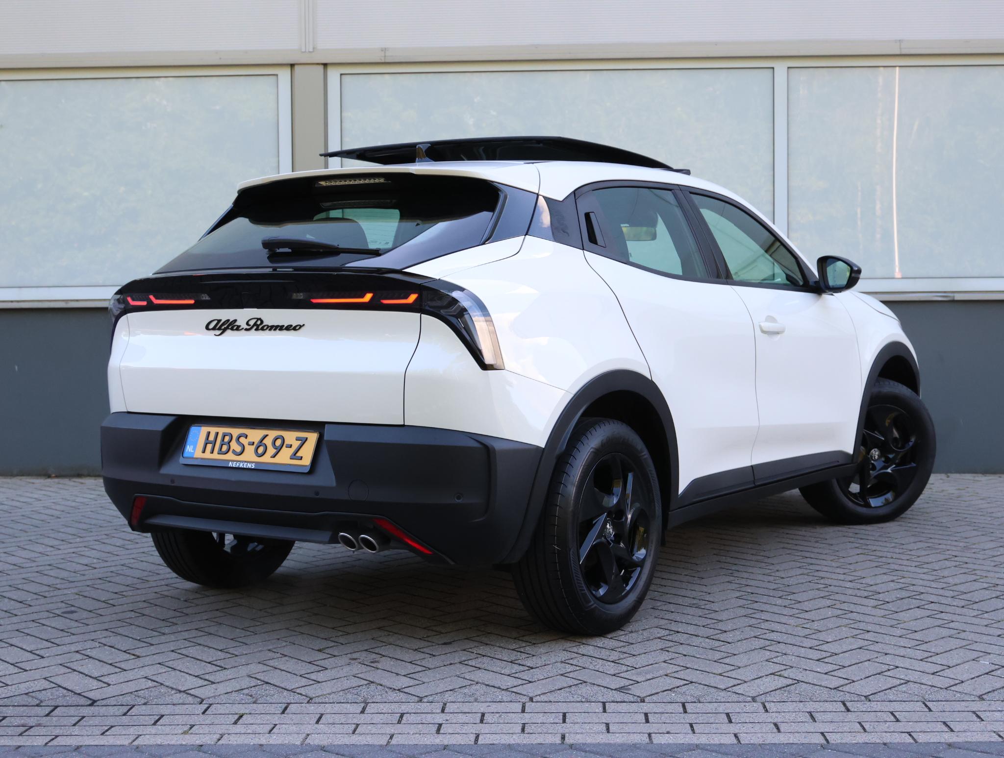 Alfa Romeo Junior 1.2 Turbo Hybrid Ibrida - Afbeelding 3