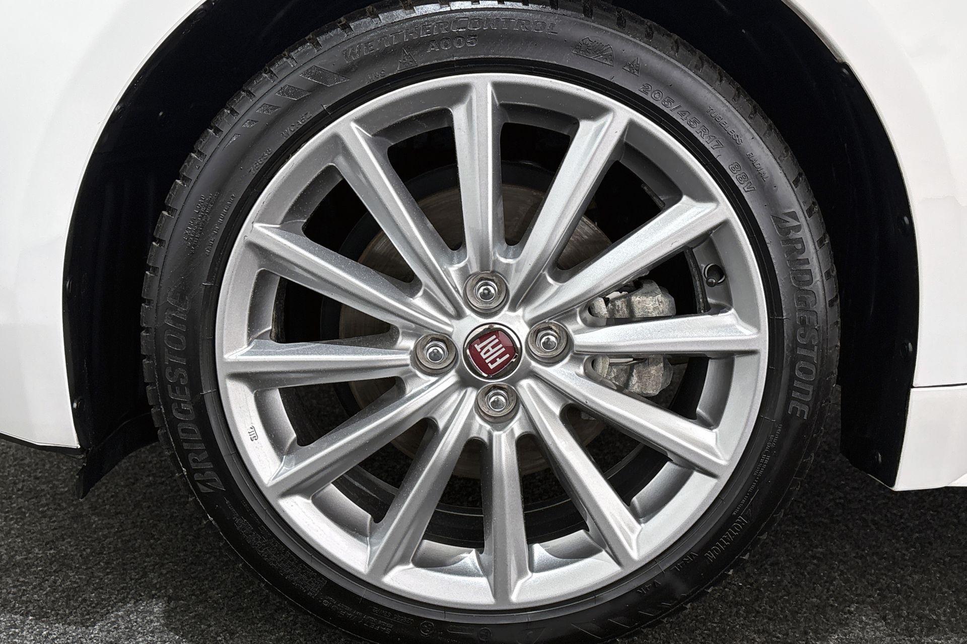 Fiat 124 SPIDER (21)