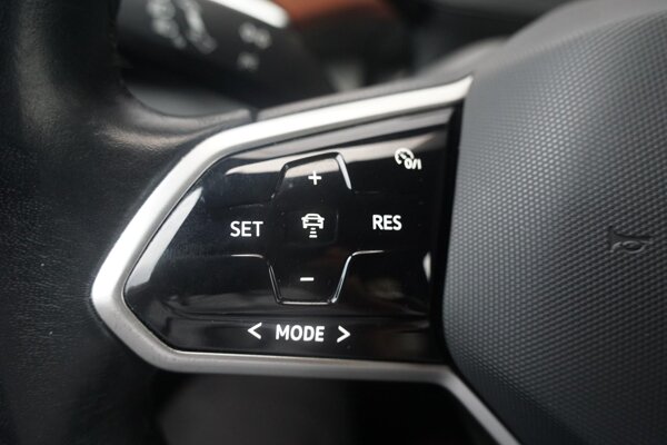 cruise control adaptief met Stop&Go cruise control adaptief met Stop&Go