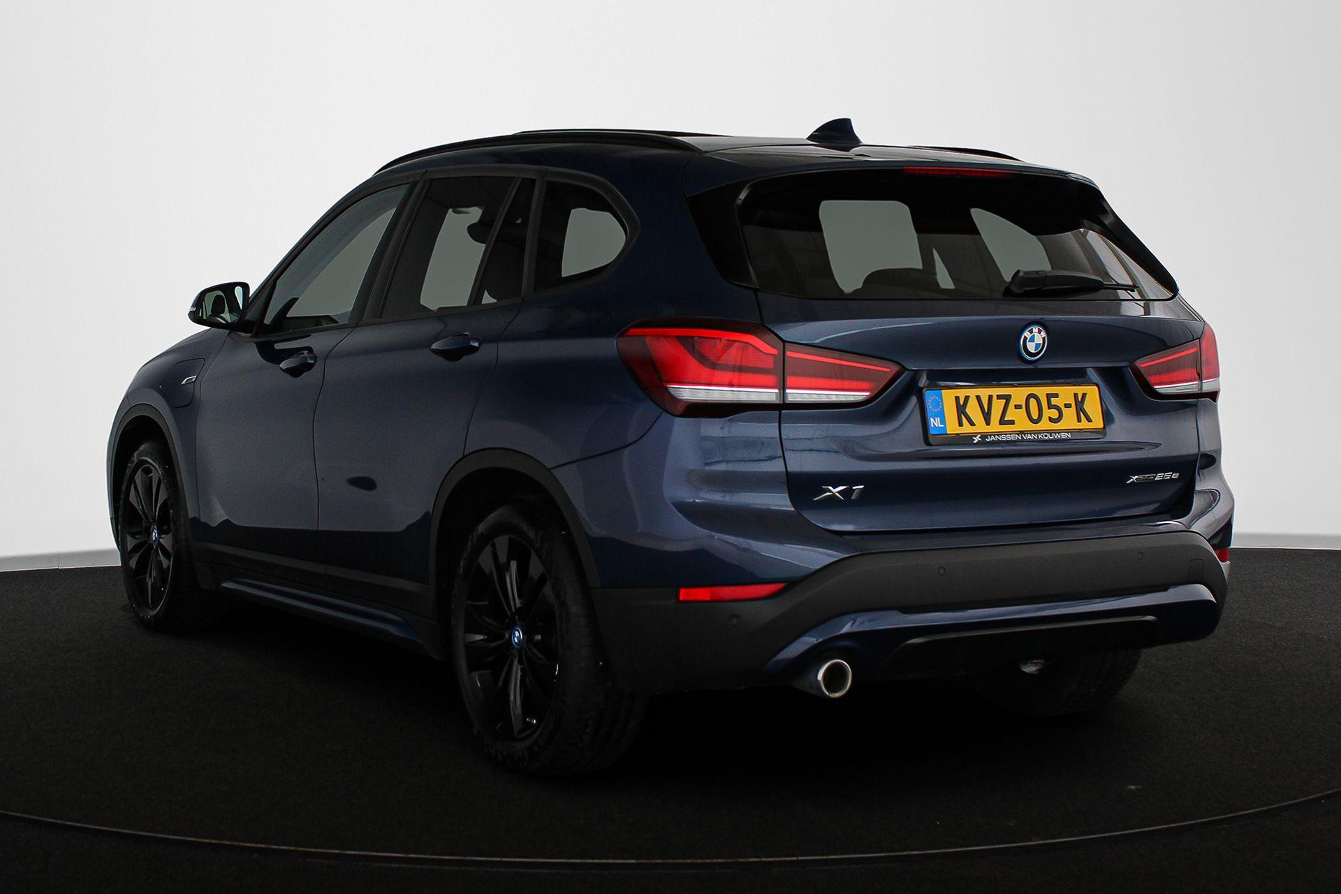 BMW X1 xDrive25e Sport Line - Afbeelding 4