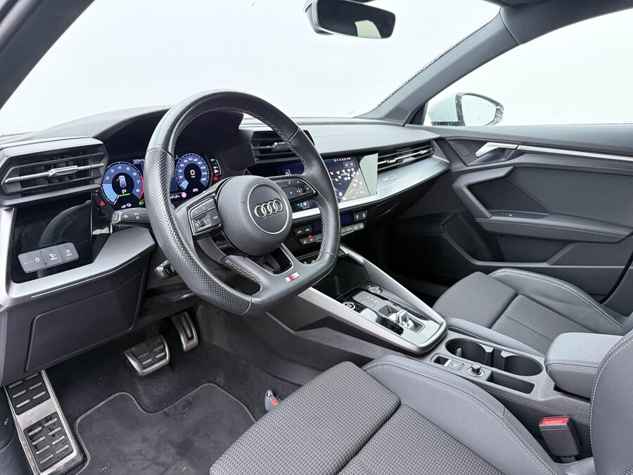 Audi A3 Sportback 45 TFSI e S edition Competition