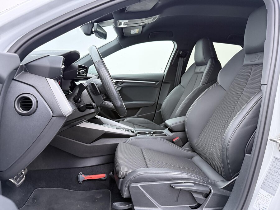 Audi A3 Sportback 45 TFSI e S edition Competition