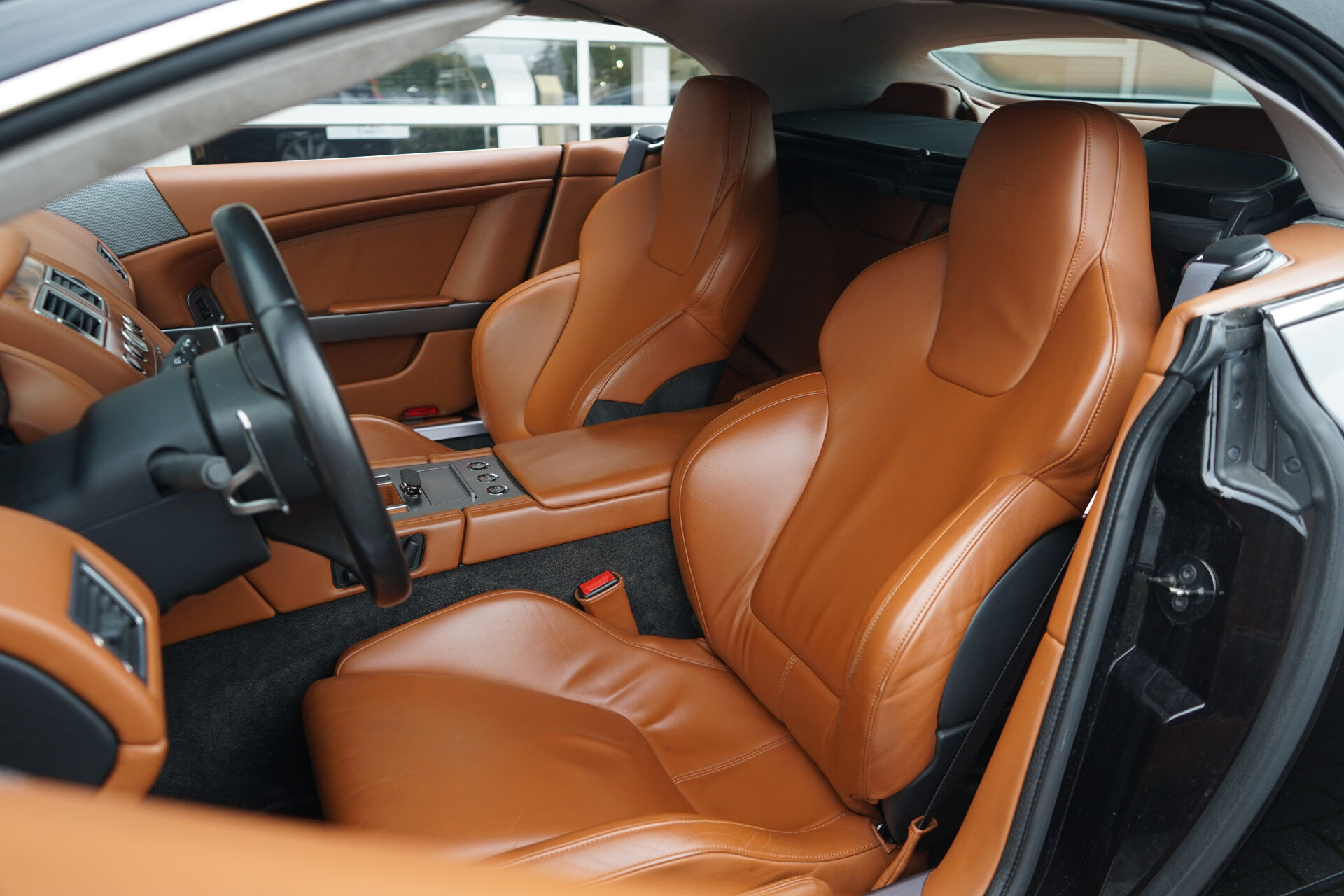 Aston Martin DB9 Volante 5.9 V12 Touchtronic - Afbeelding 3