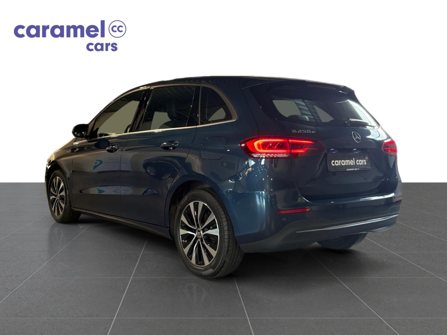 Mercedes-Benz B-Klasse 250 B250e PHEV AUTOMAAT *CAMERA SENSOREN*DAB*GPS*ZETELVERWARMING* - Afbeelding 4