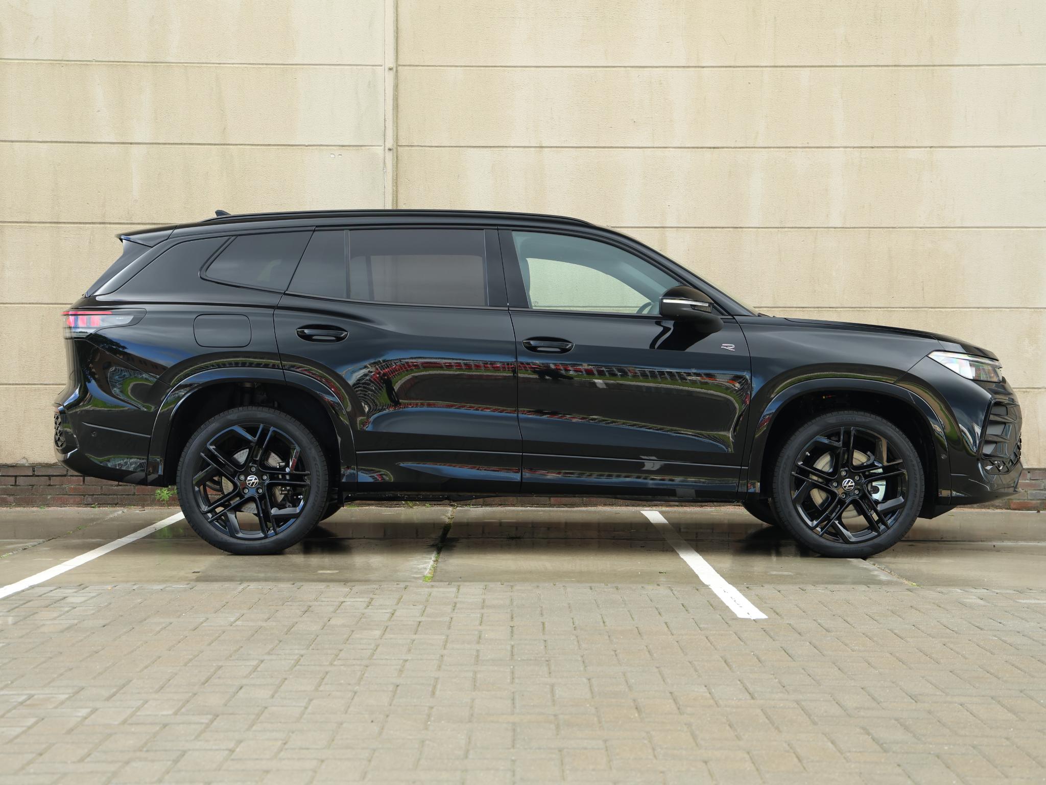 Volkswagen Tayron R-Line Edition 1.5 eHybrid 204 PK
