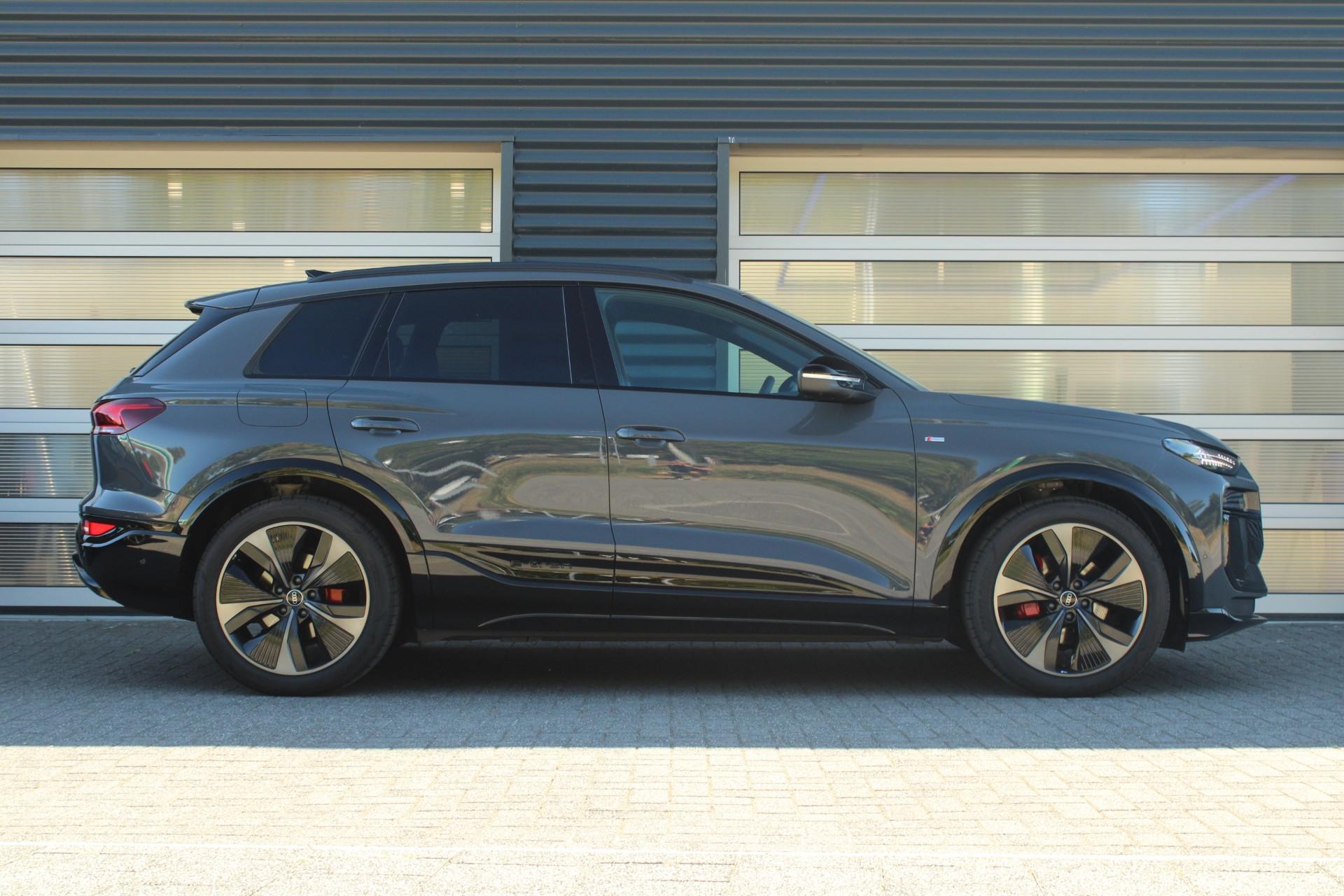 Audi Q6 e-tron 252pk S Edition 83 kWh - Afbeelding 3