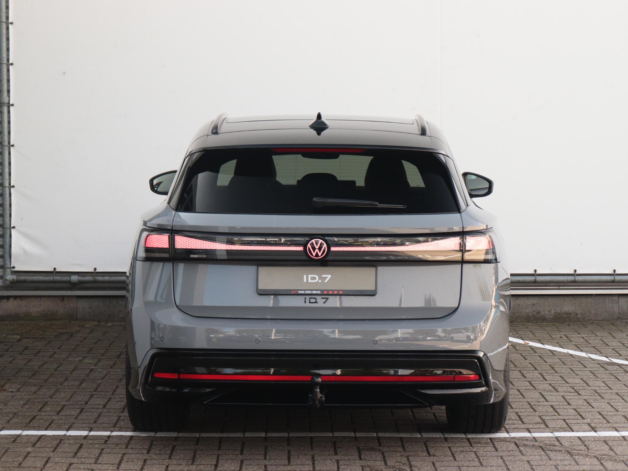 Volkswagen ID.7 Limited Edition Plus 77 kWh accu 286 PK - Afbeelding 5